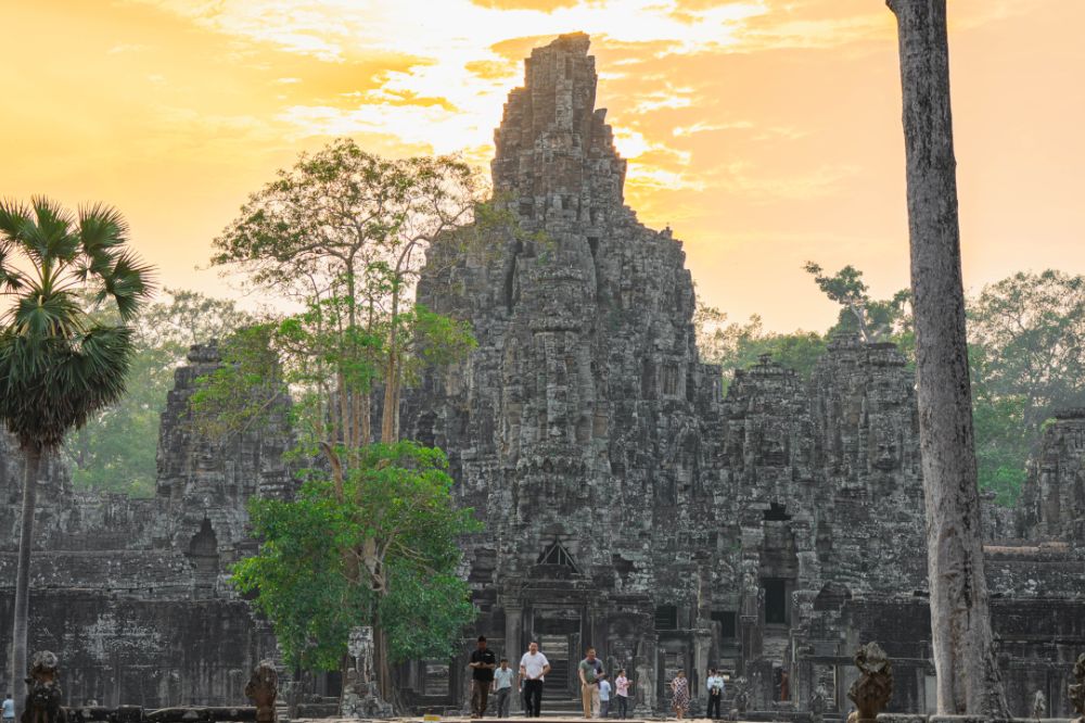 Private Angkor Sunrise Tour, Breakfast Included 1000 × 666 px (21)