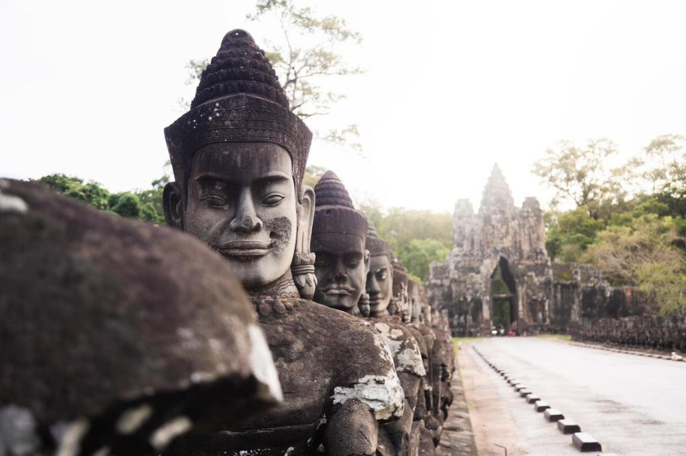 Private Angkor Sunrise Tour, Breakfast Included 1000 × 666 px (26)