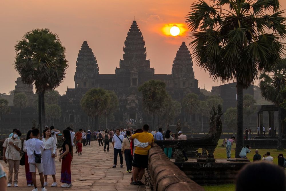 Private Angkor Sunrise Tour, Breakfast Included 1000 × 666 px (8)